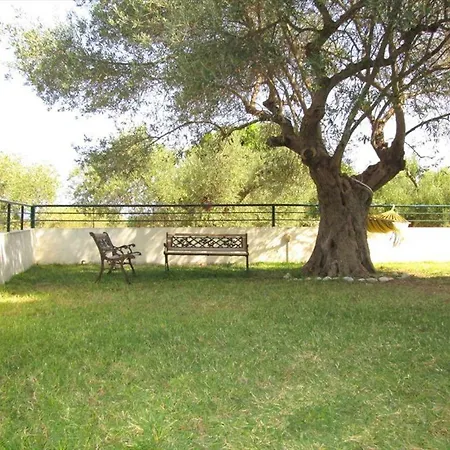 Holiday home Billias House