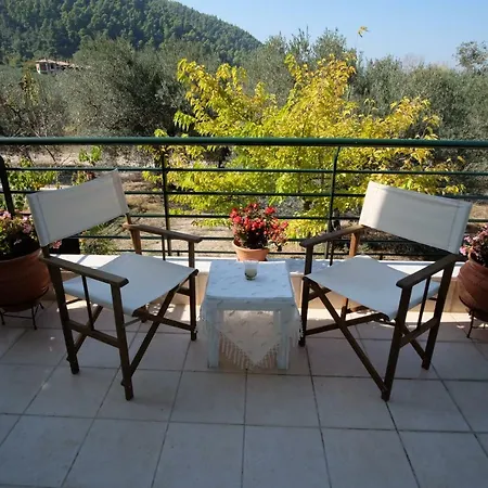 Holiday home Billias House