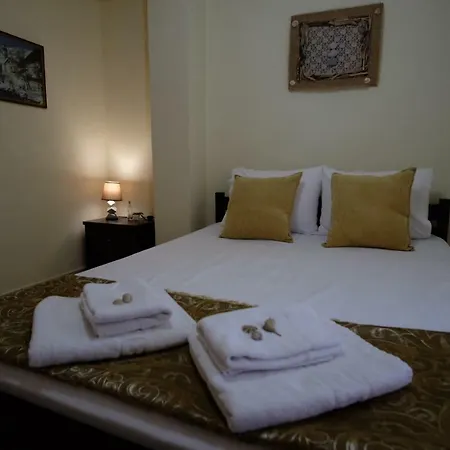 Holiday home Billias House *