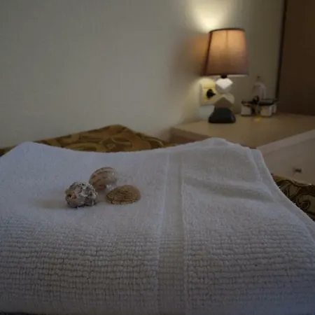 Billias House 別荘 ブアブロウ