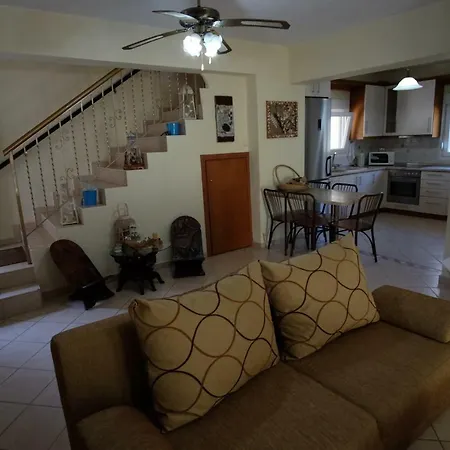 Nyaraló Billias House *